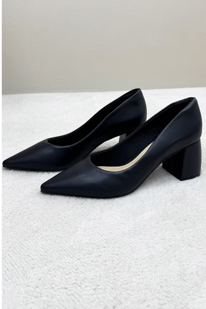 Scarpin Preto Baixo Grosso