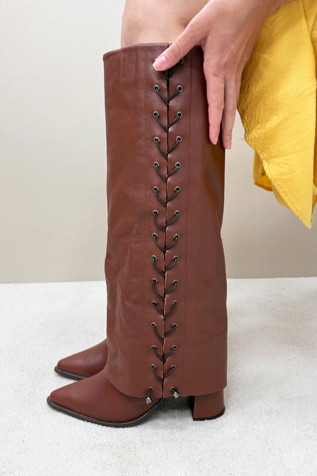 Bota Capa Nicoli Couro
