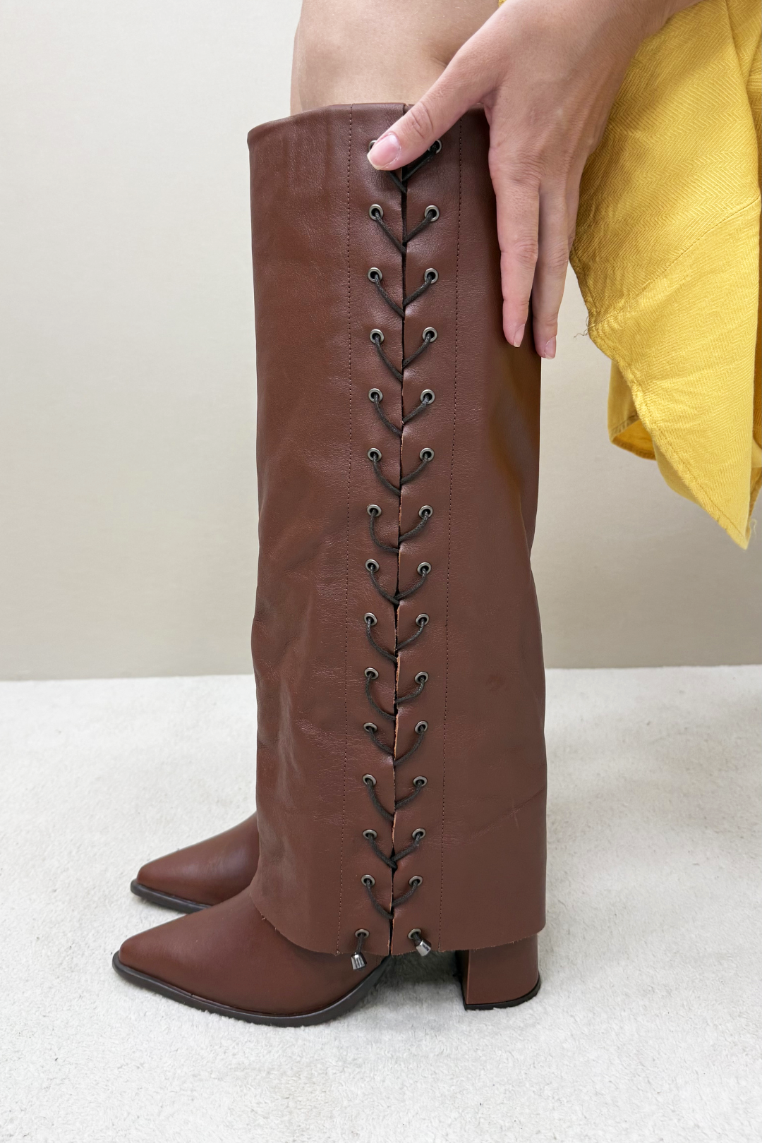 Bota Capa Nicoli Couro