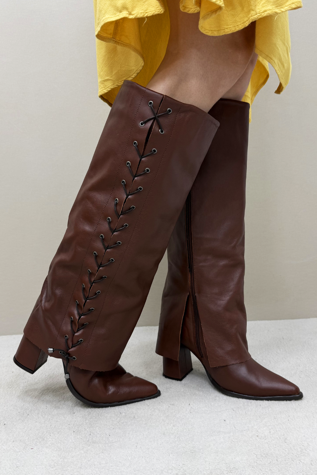 Bota Capa Nicoli Couro